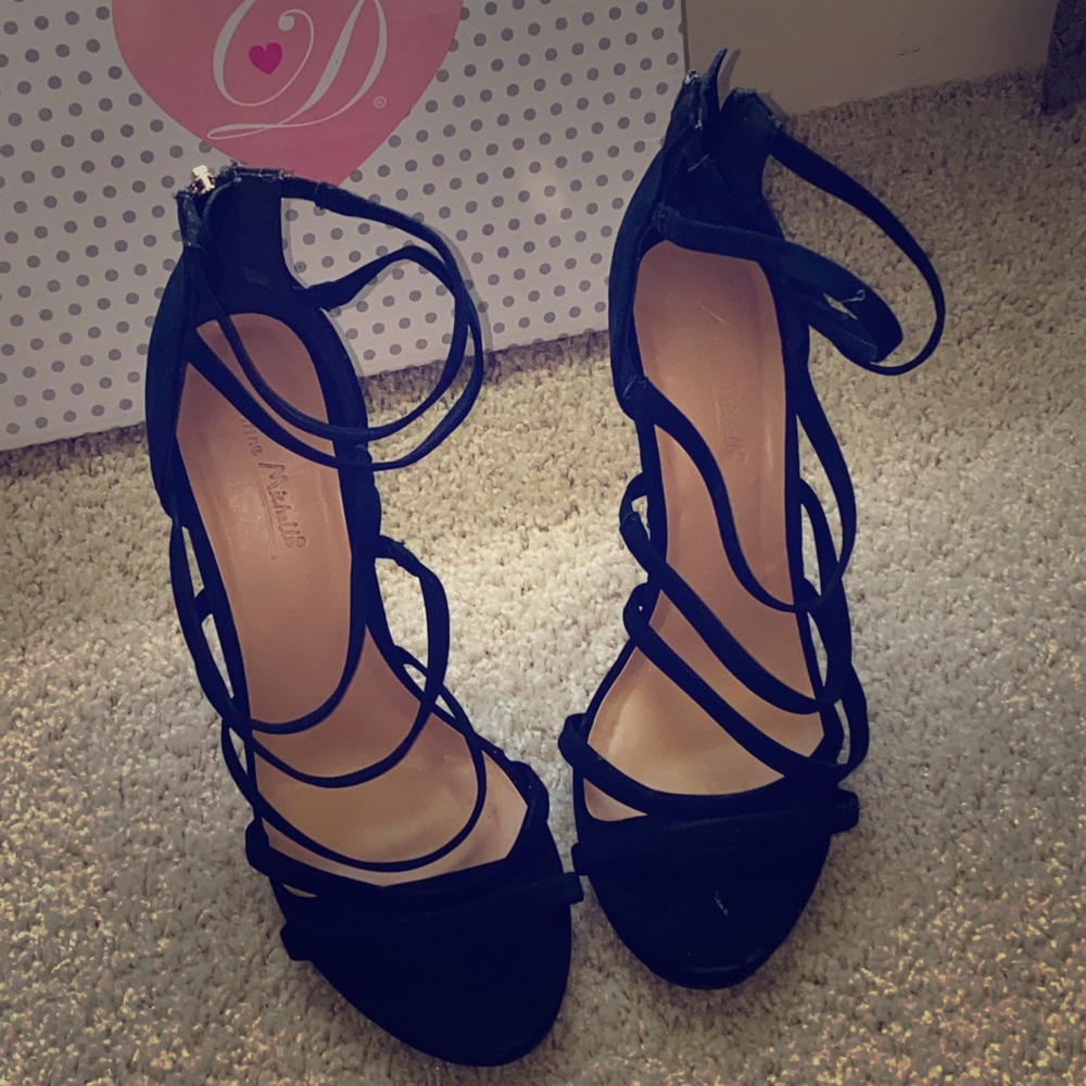 Black heel